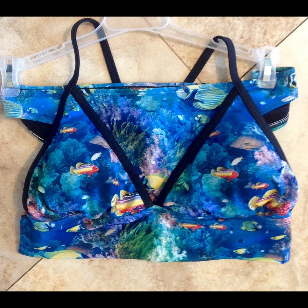 Melika Bikini. New w/o tags. Size Large